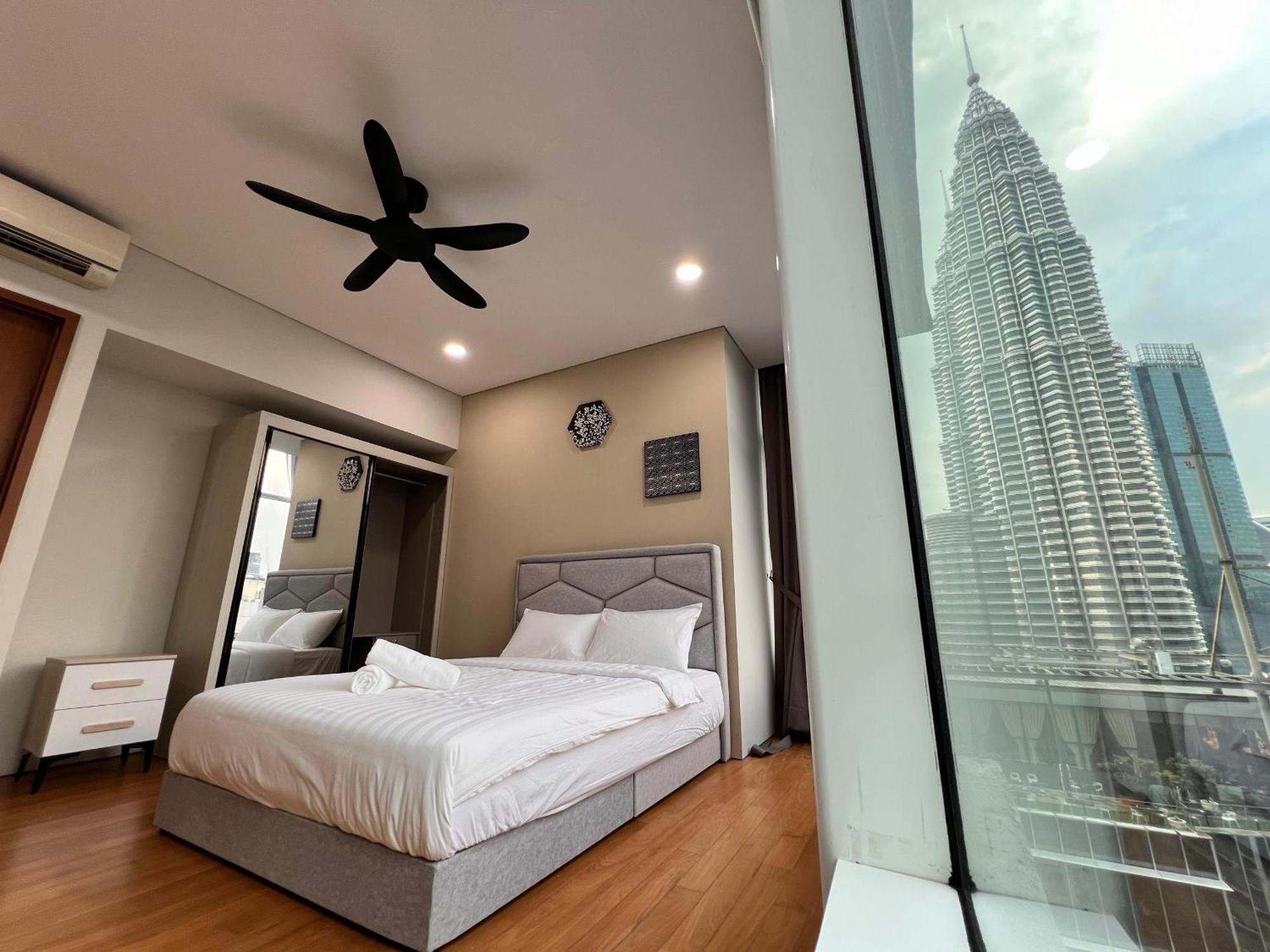 קואלה לומפור Sky Suites At Klcc By Mitstay מראה חיצוני תמונה