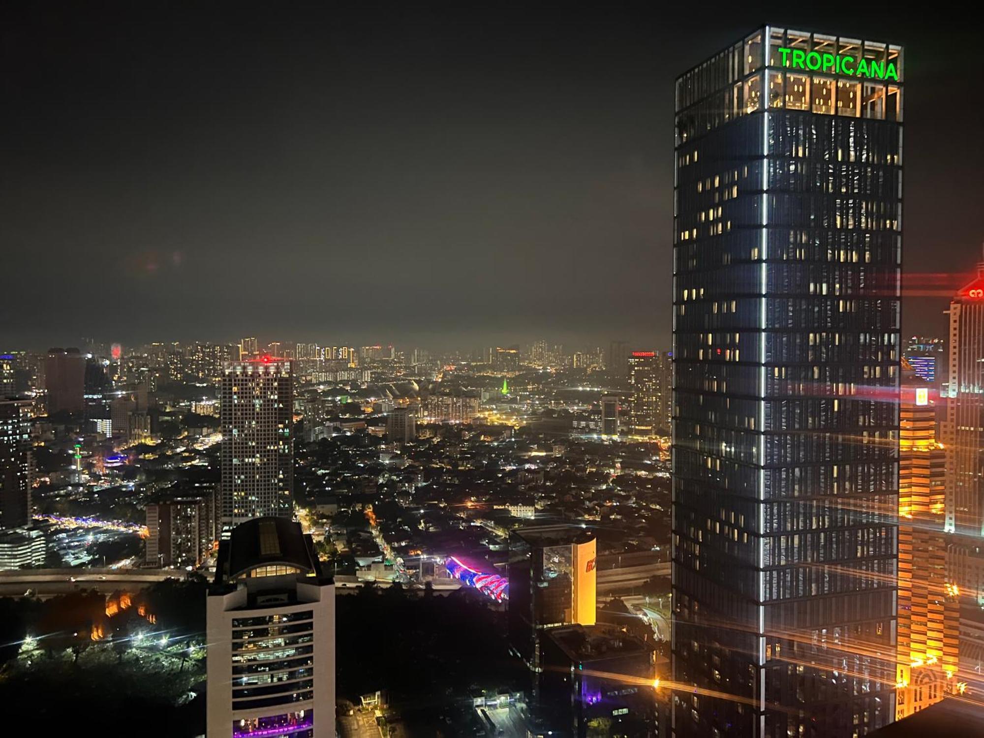 קואלה לומפור Sky Suites At Klcc By Mitstay מראה חיצוני תמונה