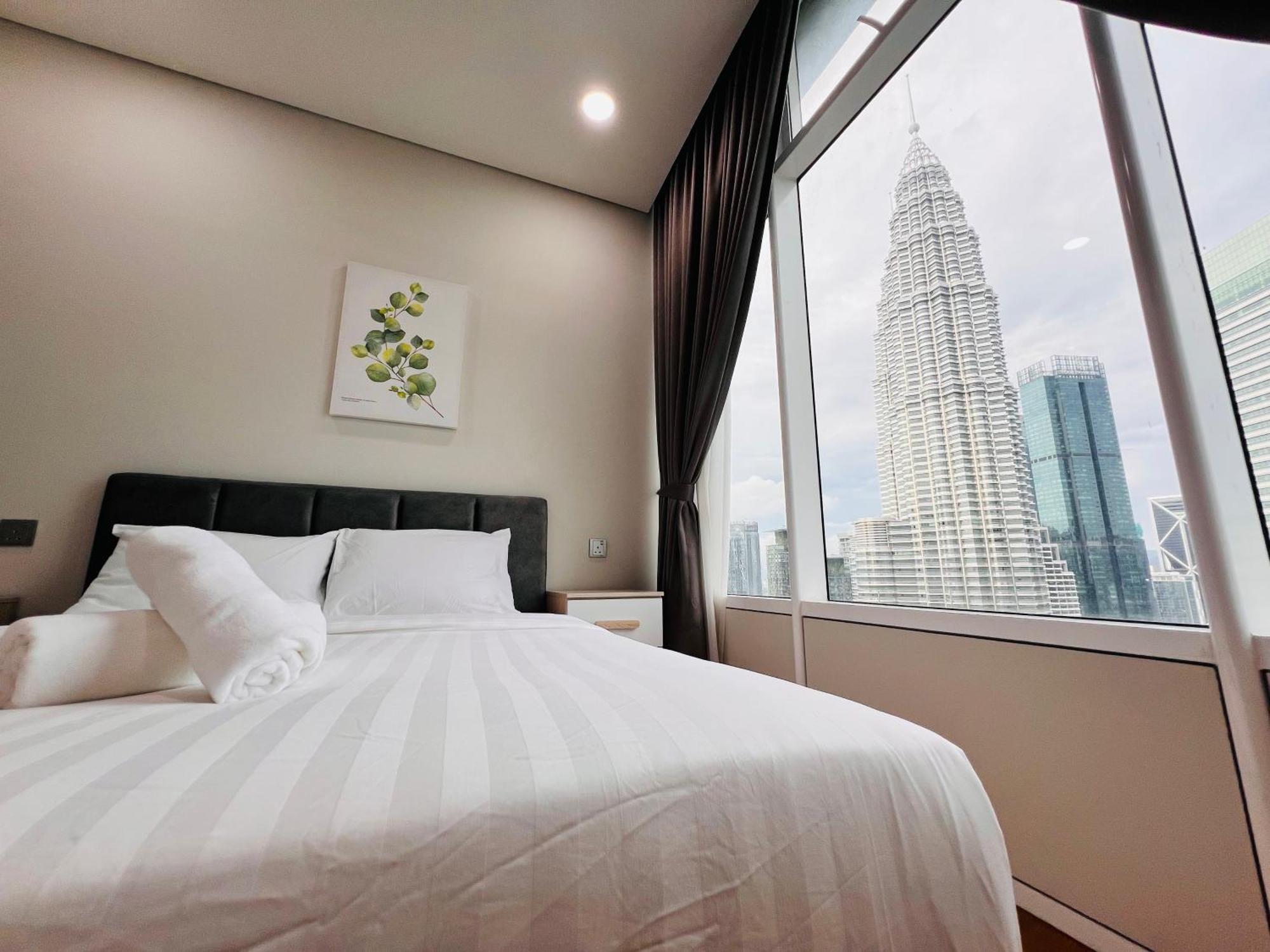 קואלה לומפור Sky Suites At Klcc By Mitstay מראה חיצוני תמונה