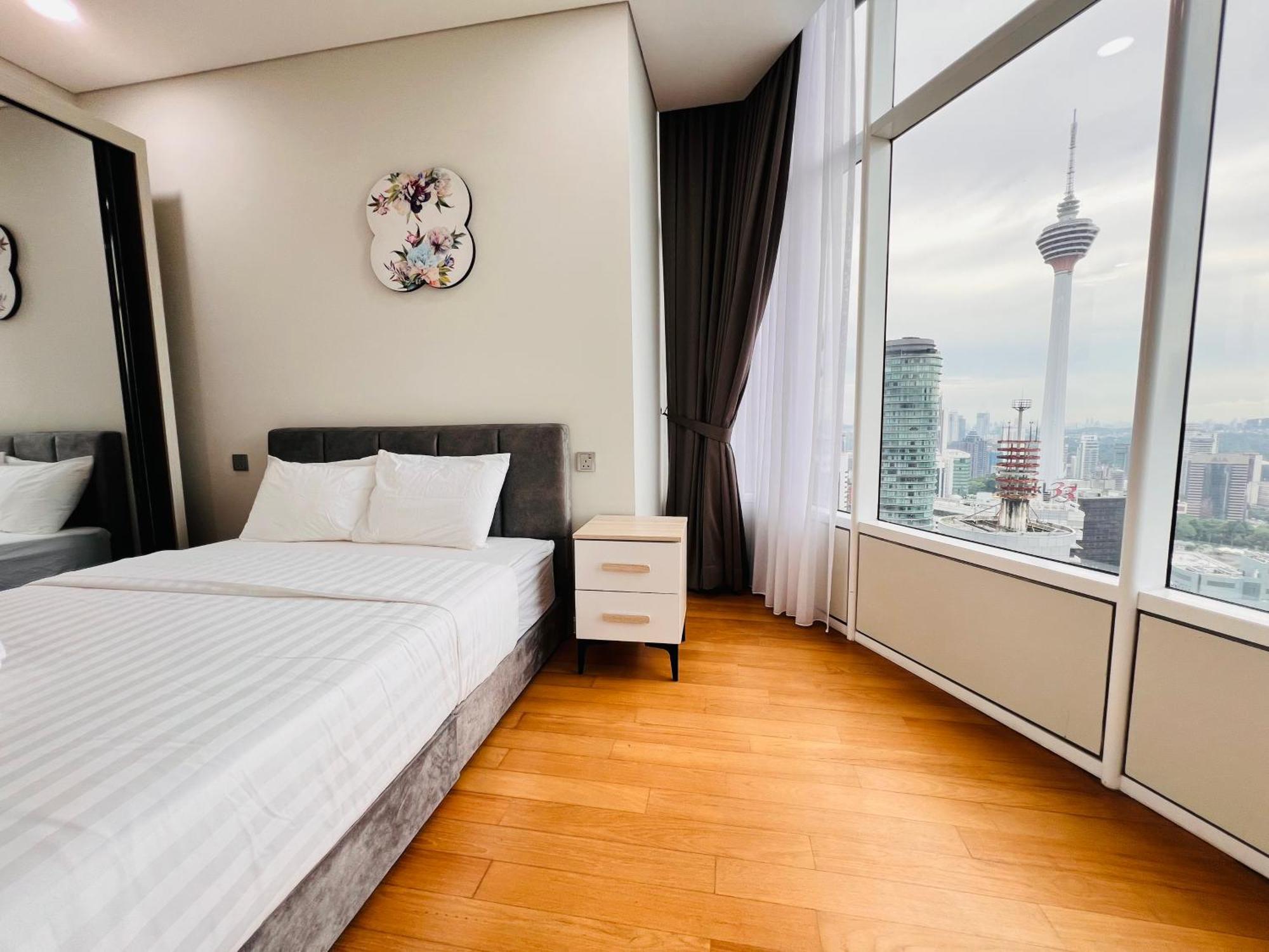 קואלה לומפור Sky Suites At Klcc By Mitstay מראה חיצוני תמונה